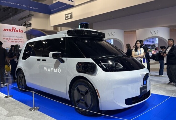 Waymo新型車CES亮相 無人計程車趨勢不可擋