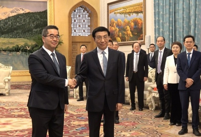 王滬寧會見蕭旭岑　國民黨各表一中