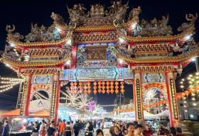 代天宮燈映帕南城　信仰文化串連台泰