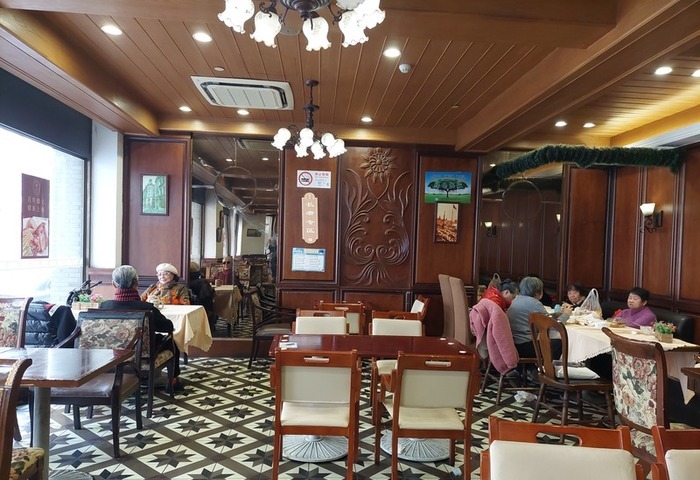 上海最老西餐廳拆遷　老顧客忙打卡回味