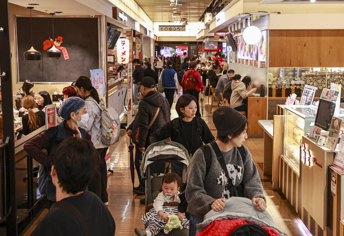 1月景氣燈號續亮熱絡紅燈　國發會：前2月經濟表現穩健