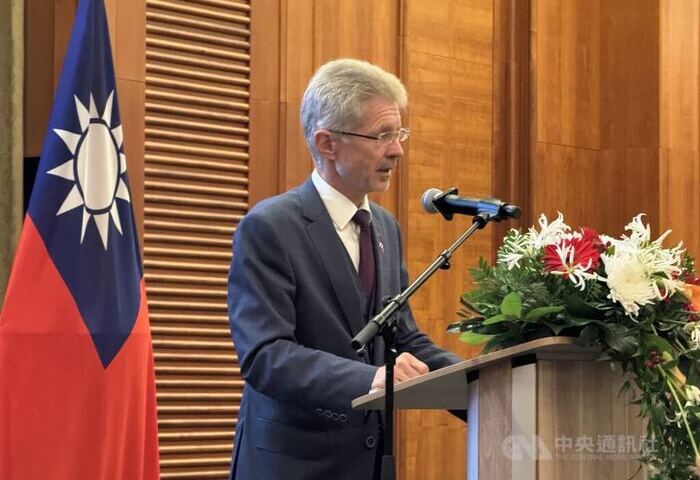 捷克媒體：參院議長維特齊計畫6月訪台　總理中國行恐受牽動