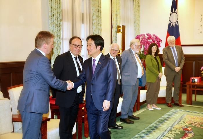總統：盼台英深化經貿合作　英國續挺台加入CPTPP