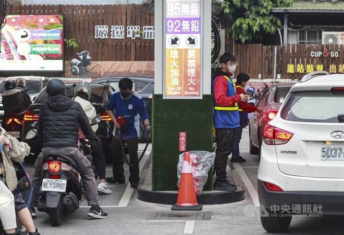 中東戰火衝擊石化供應鏈　食衣住行及科技業影響一次看