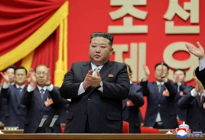 北韓官媒：金正恩視導火星-11RA彈道飛彈試射
