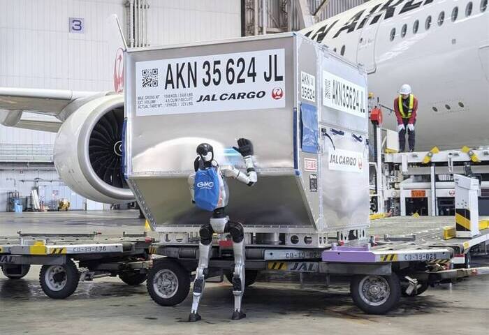 羽田機場導入機器人裝卸貨物　期望減輕地勤人員負擔【影】