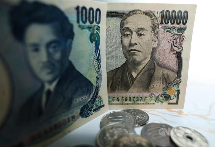 日媒：日本砸10兆日圓干預匯市　力阻日圓續貶
