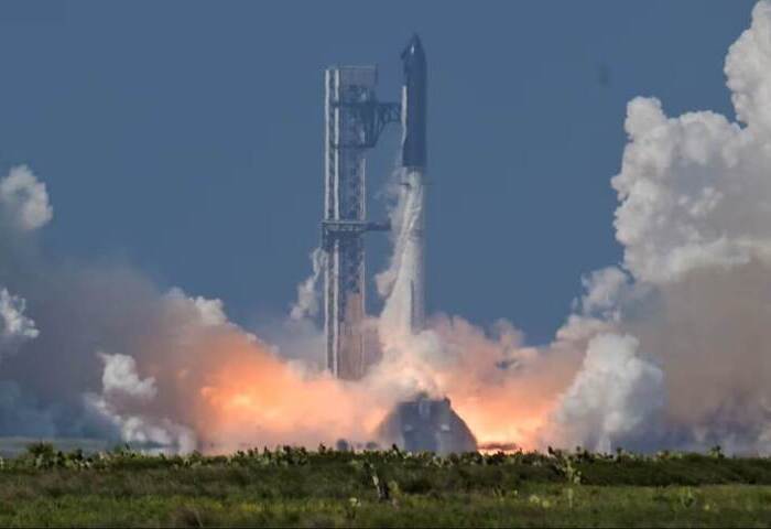 SpaceX新一代星艦V3首飛成功　馬斯克拚史上最大規模IPO