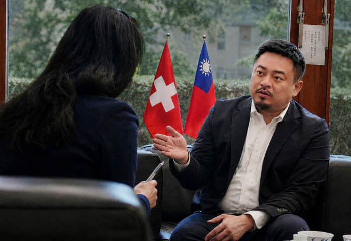 洪申翰參與國際討論　AI時代台灣勞動政策先備戰