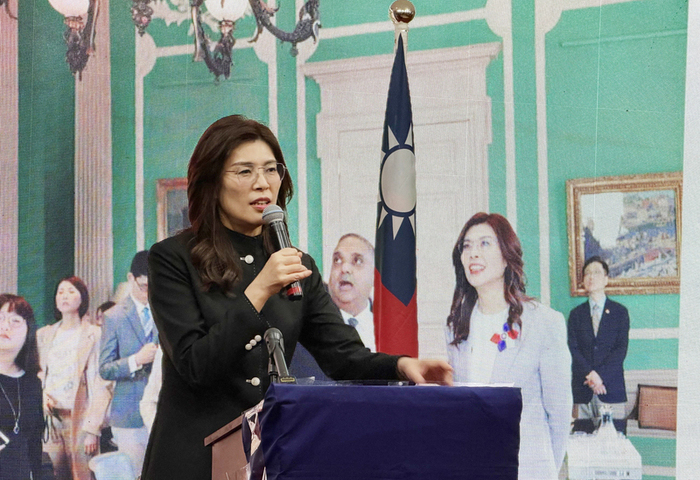 鄭麗文訪美　新加坡媒體分析：有魅力但未打動美國