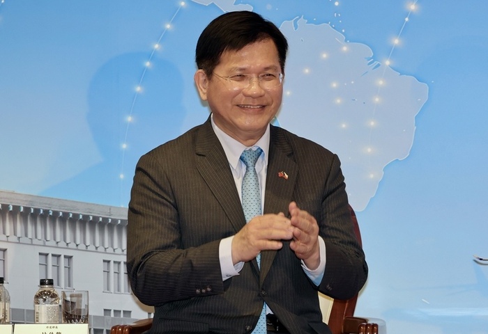 林佳龍：法國盼台灣電子大廠赴非洲　協助建立主權AI