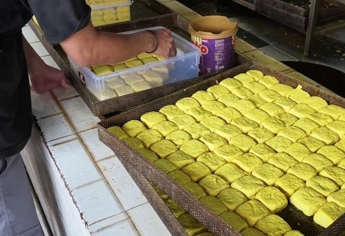 印尼黃豆腐源自無冰箱年代　薑黃入水兼具防腐增香