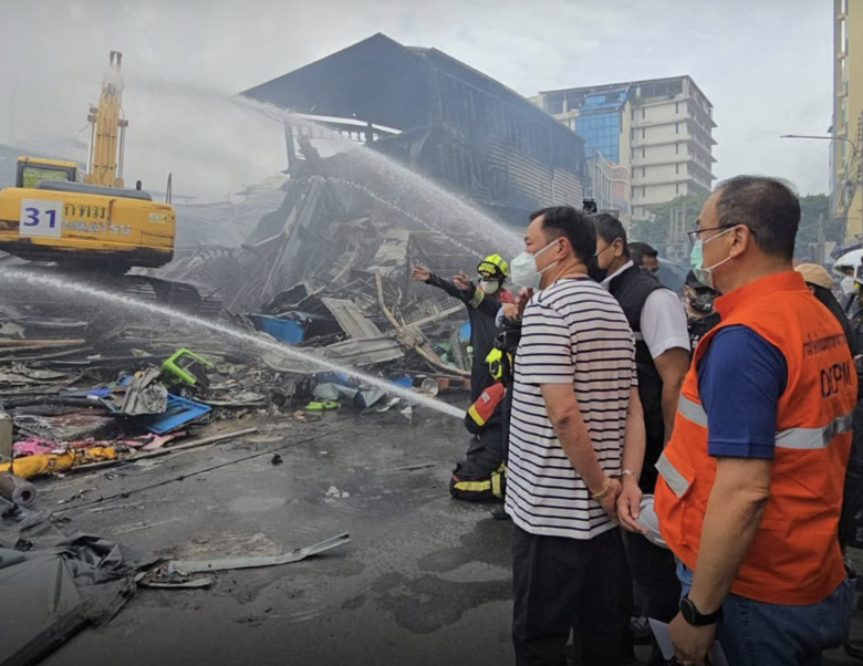 曼谷空通中心大火受控　阿努廷下令防搶並加速救助
