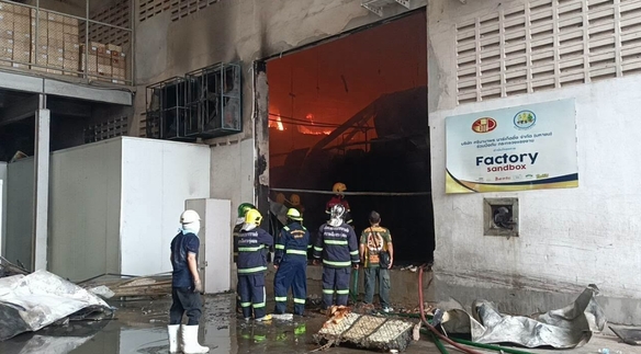 龍仔厝零食工廠倉庫失火　3小時後控制無人傷亡