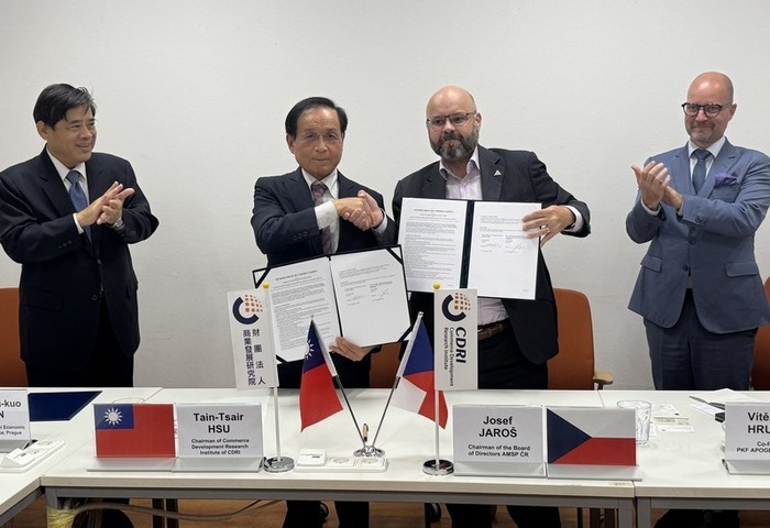 商研院與捷克中小企業協會簽MOU　拓展戰略產業合作