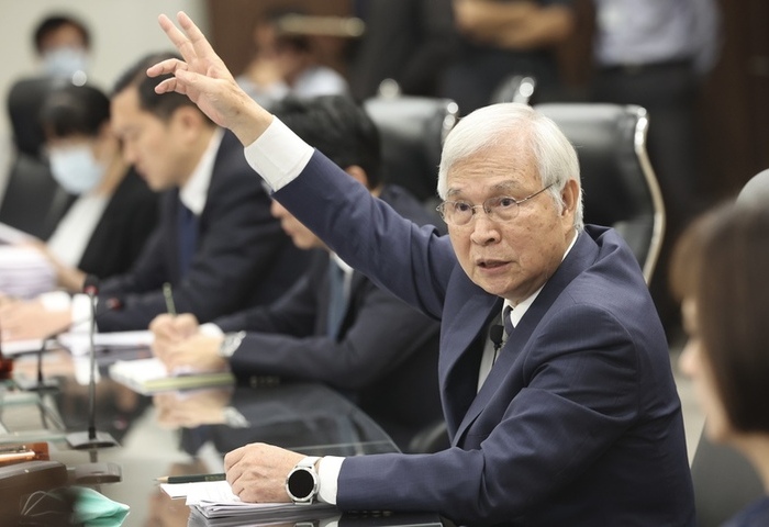 升息聲浪高漲央行利率不動　楊金龍解答政策考量一次看