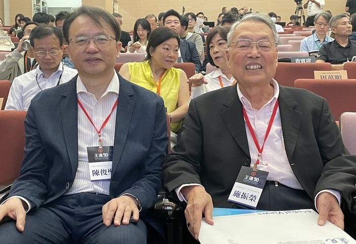 施振榮：AI發展放緩沒那麼容易　台灣供應鏈只會更強