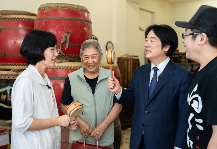 賴總統訪响仁和鼓藝工坊　肯定台灣珍貴匠人精神