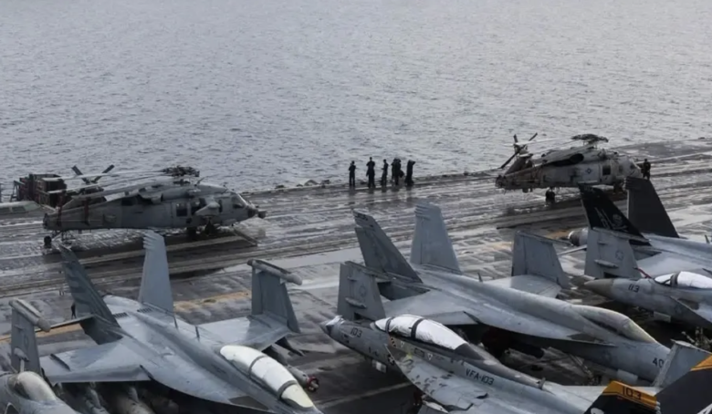 美國布希號航艦抵普吉　約4800名官兵上岸休整