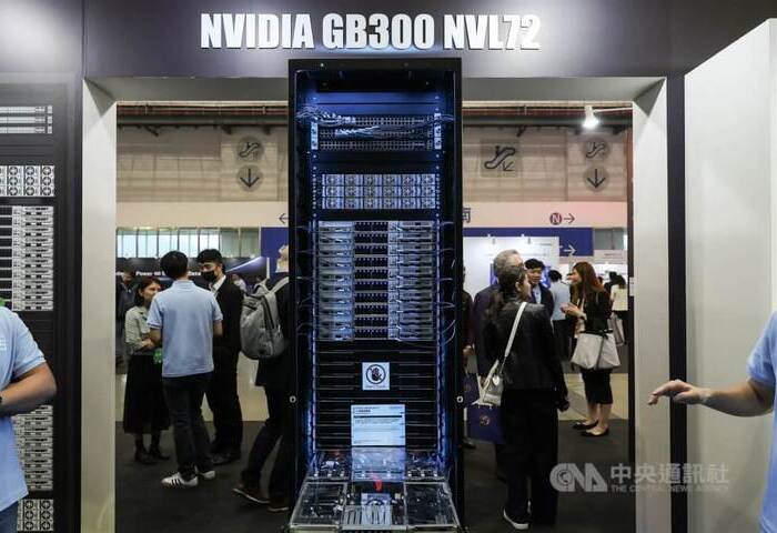 輝達鴻海合作自動化機器人組裝　提升GB300成功率
