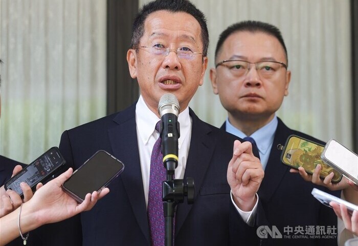 顧立雄：尊重美方軍售審議程序　未接獲分批訊息