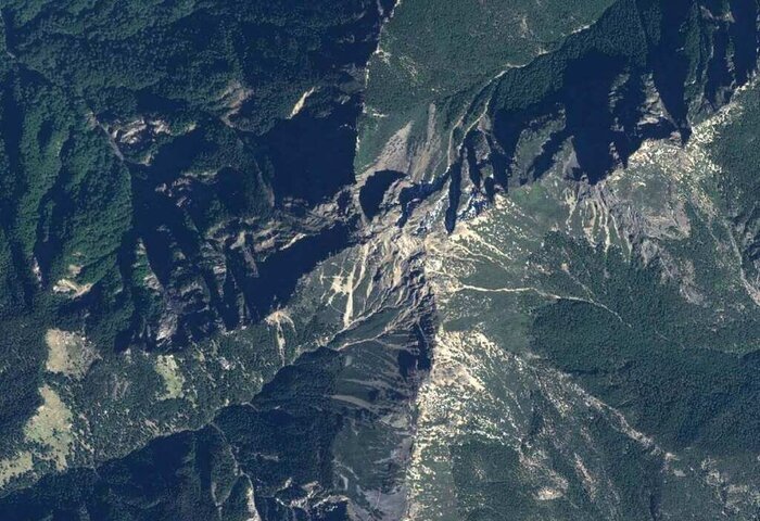 太空中心秀齊柏林衛星取像　捕捉細節可辨識玉山主峰石碑